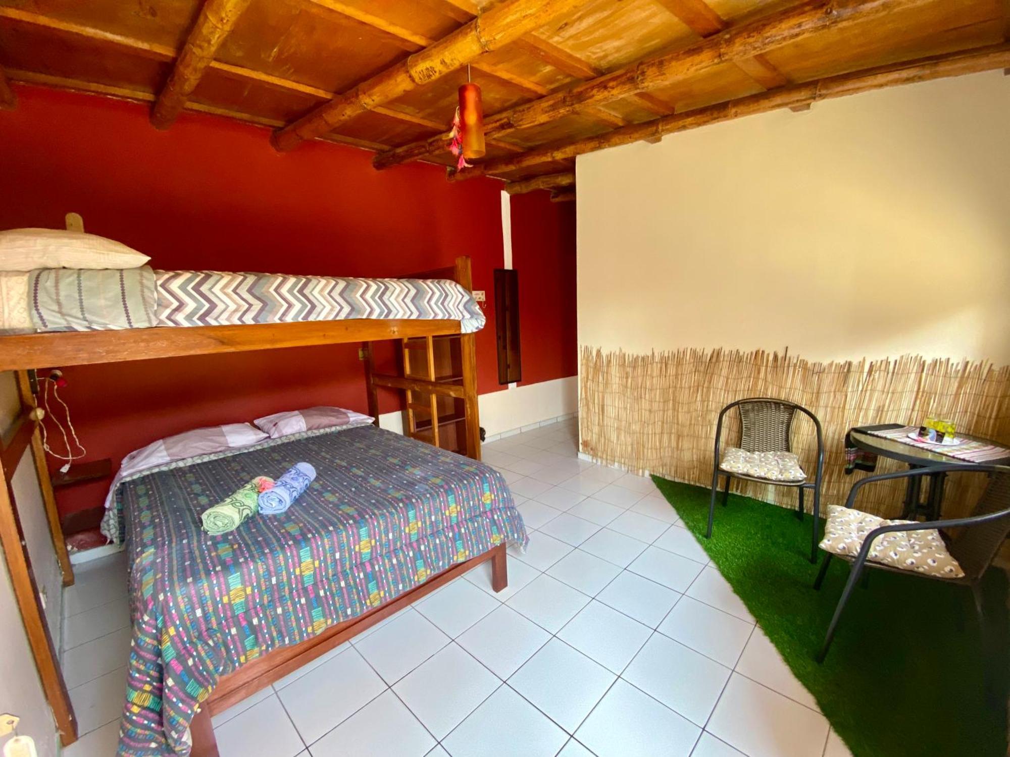 Surf House Chicama Hotel Пуерто Чикама Екстериор снимка