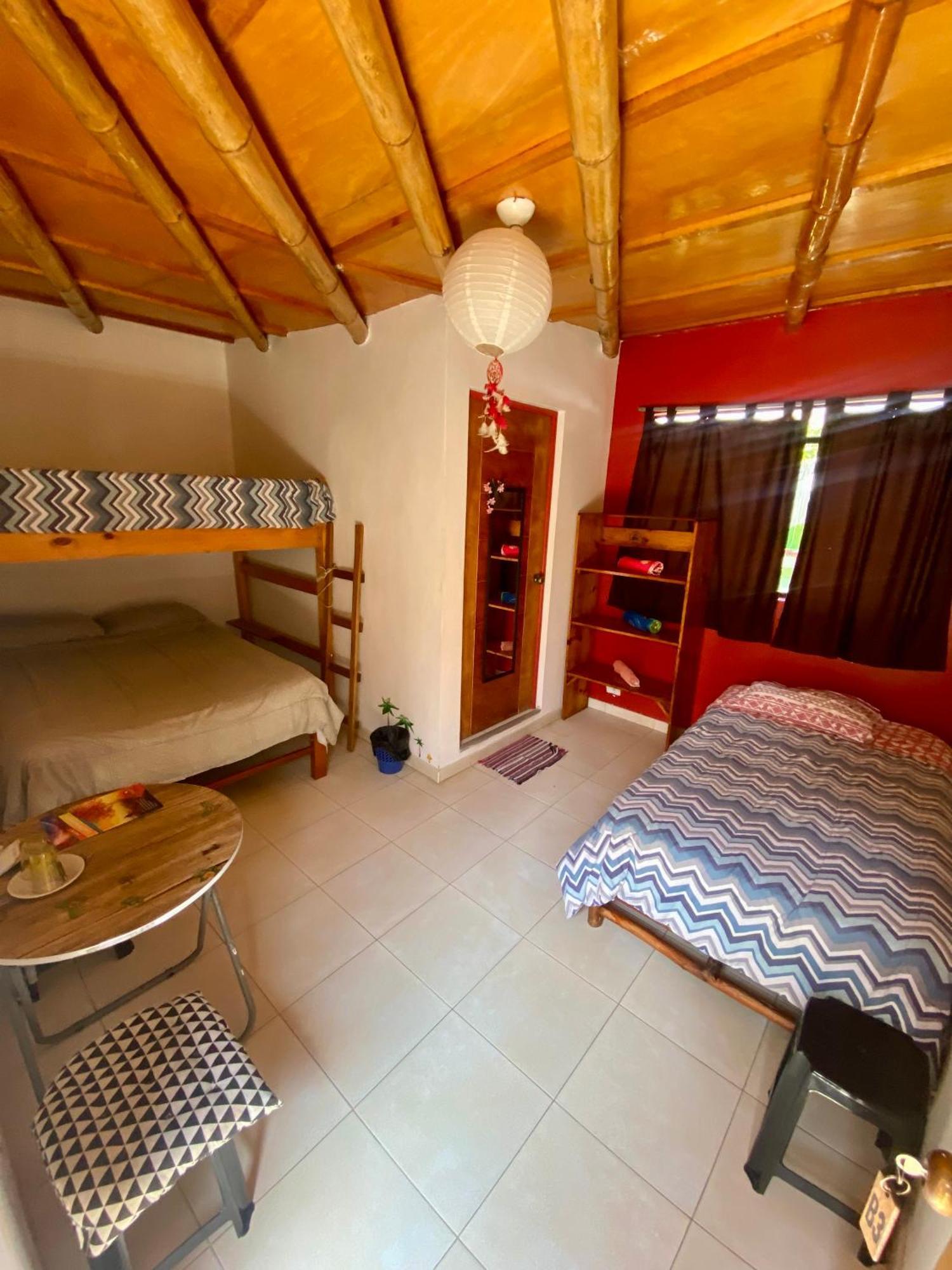 Surf House Chicama Hotel Пуерто Чикама Екстериор снимка