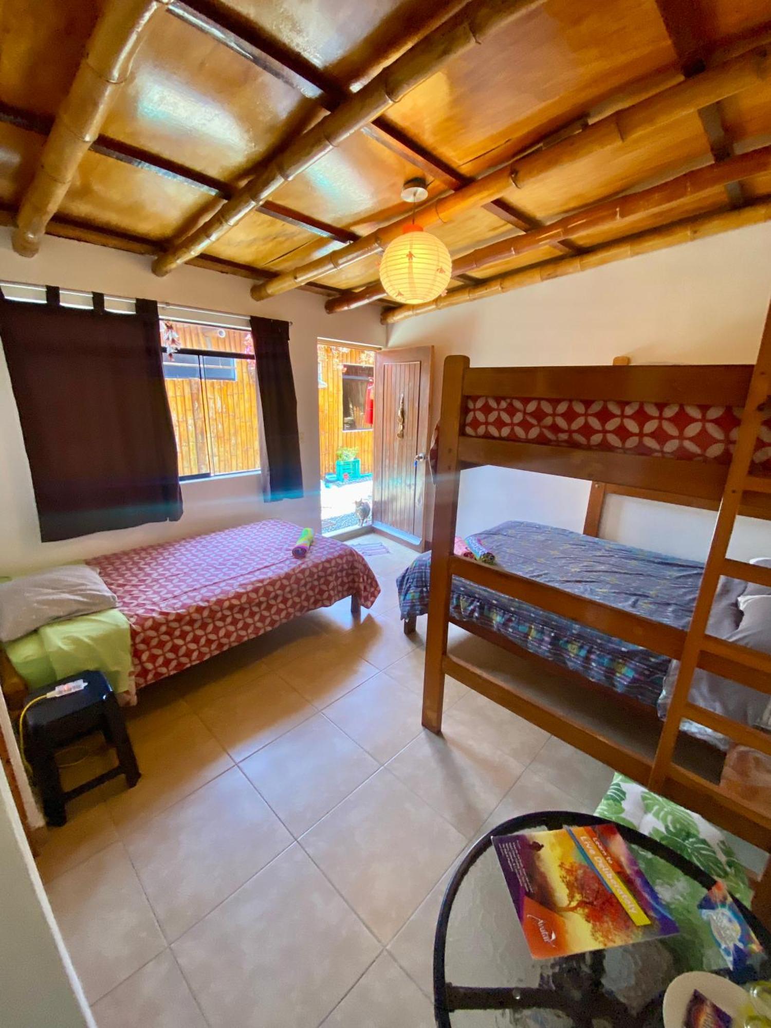 Surf House Chicama Hotel Пуерто Чикама Екстериор снимка