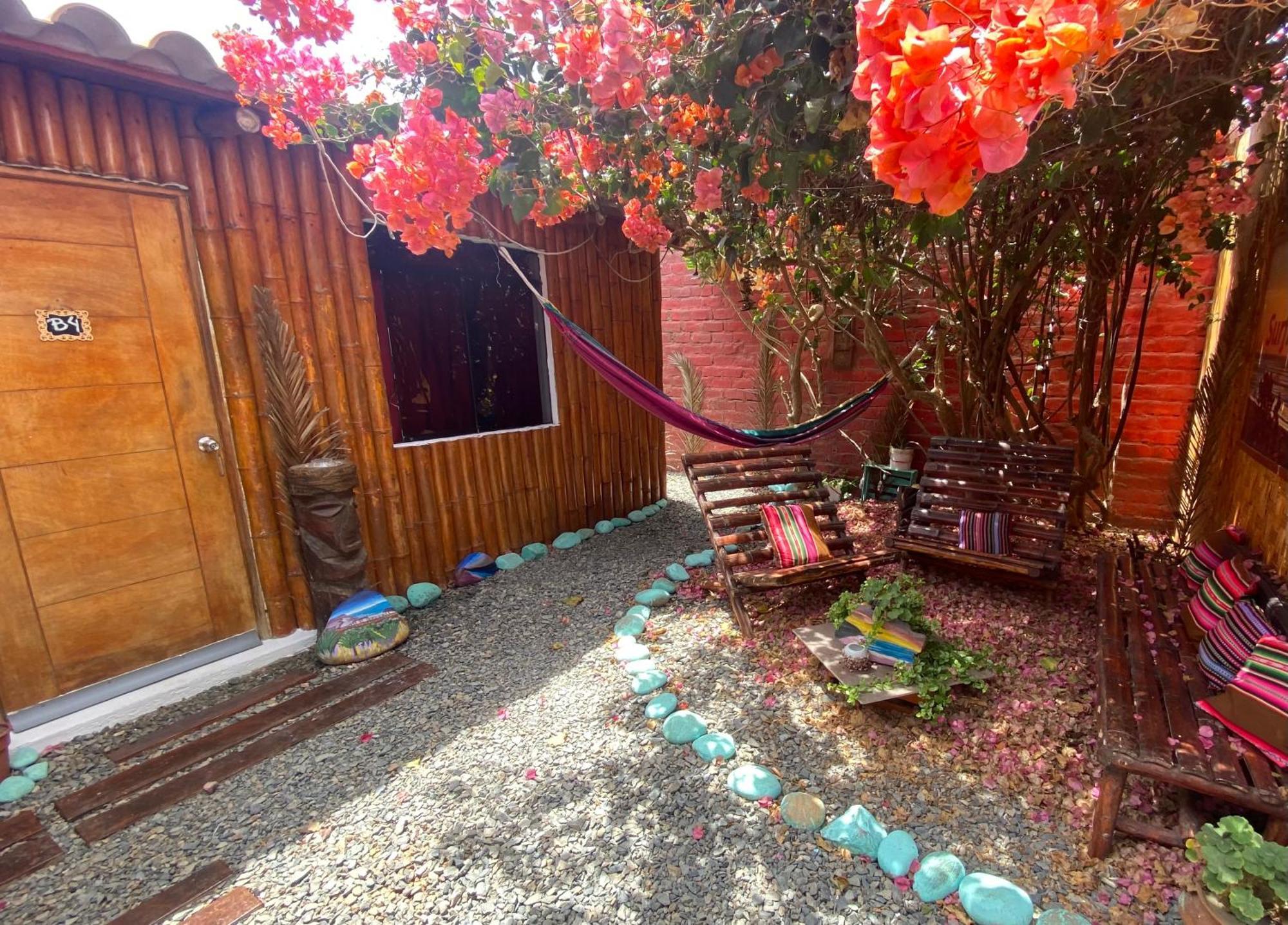 Surf House Chicama Hotel Пуерто Чикама Екстериор снимка